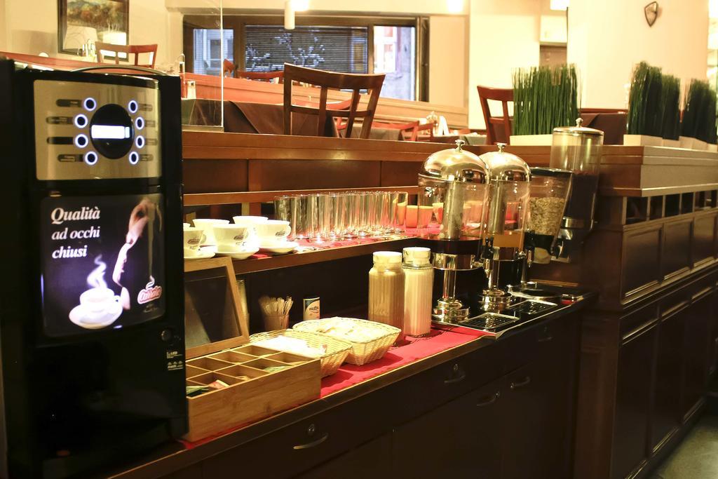Edi Hotel Sofia Ngoại thất bức ảnh